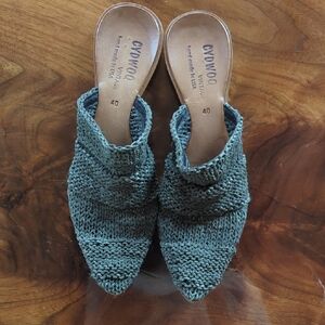 Women's Green Knit Mules